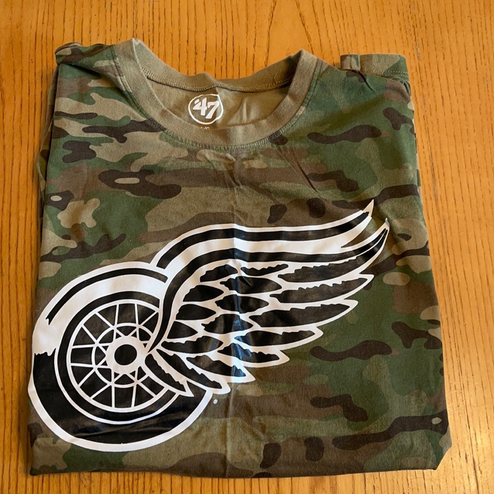Military Detroit Red Wings shirt